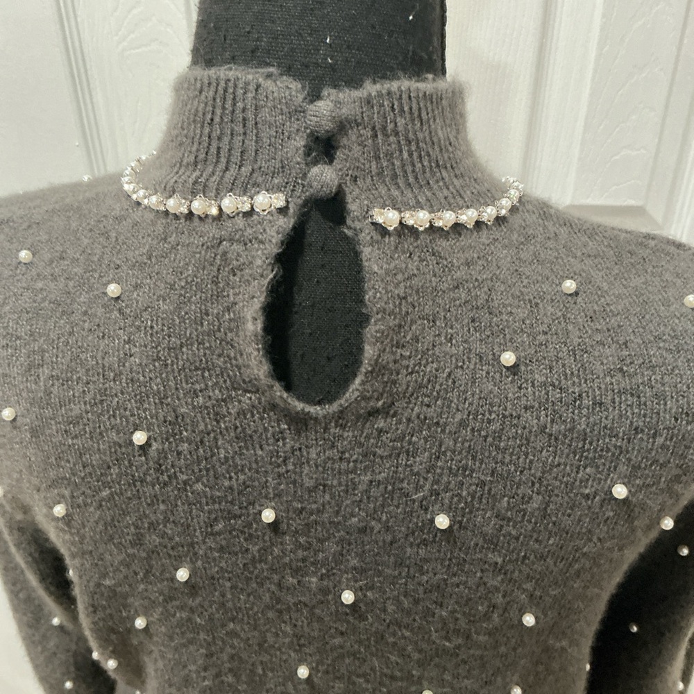 ZARA  Womens Gray Sweater with Pearl Details size M - Picture 5 of 5